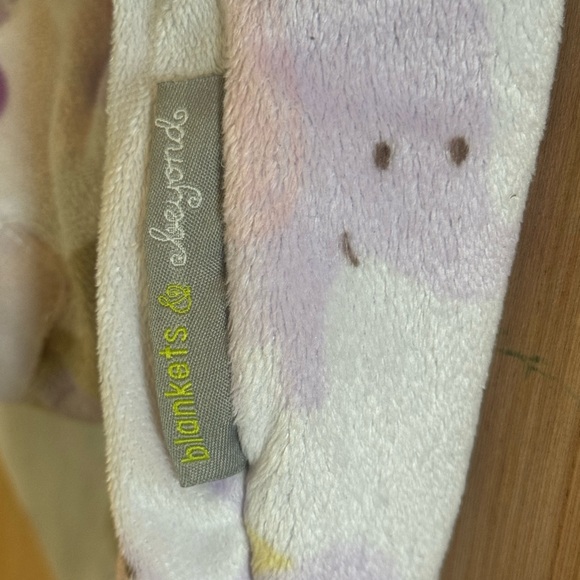 Blankets and beyond swaddle - Picture 3 of 6